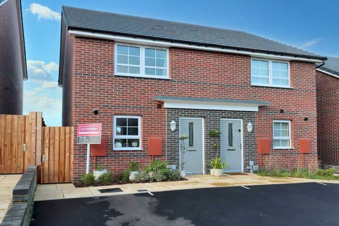 2 Bedroom Semi-Detached House For Sale In Larger Than Average Two Bedroom Home In Nailsea, BS48