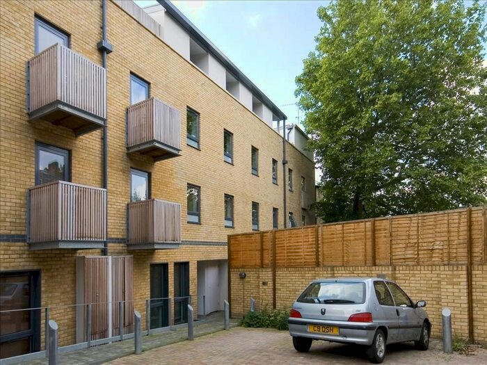 1 Bedroom Flat To Rent In Fortess Road, Kentish Town, London, NW5