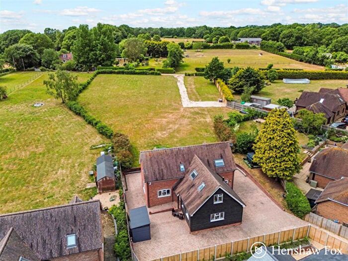 4 Bedroom Detached House For Sale In Newtown Road, Awbridge, Hampshire, SO51