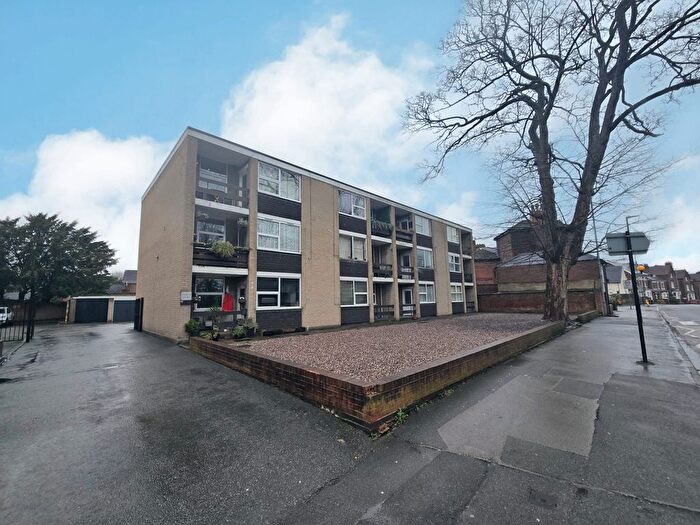 1 Bedroom Flat For Sale In Sutton Road, Walsall, WS1