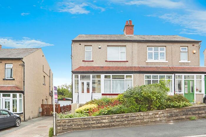 3 Bedroom Semi-Detached House For Sale In Sandals Road, Baildon, Shipley, BD17
