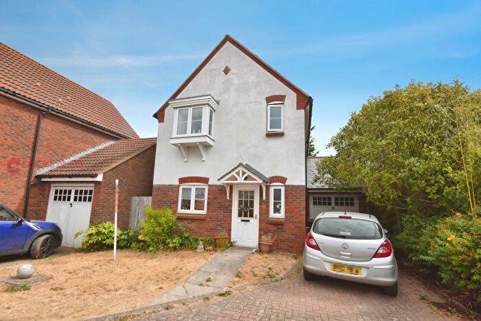 3 Bedroom Detached House For Sale In Stocking Road, Broadstairs, Kent, CT10