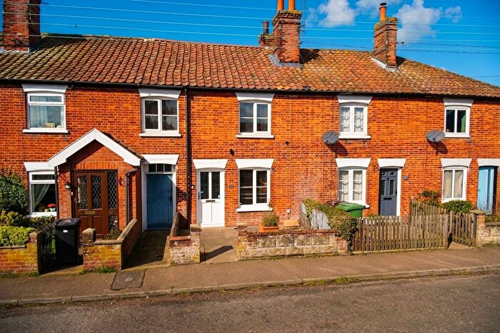 3 Bedroom Terraced House For Sale In Mission Road, Diss, IP22