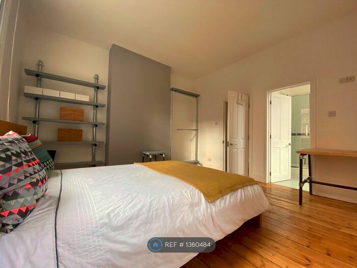 2 Bedroom Flat To Rent In Ribbon Factory, Coventry, CV1