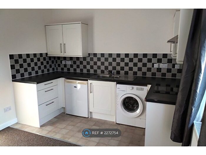 1 Bedroom Flat To Rent In St. Pauls Road, Cheltenham, GL50
