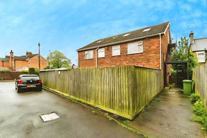 2 Bedroom Flat For Sale In Lynn Road, Wisbech, Cambs, PE13