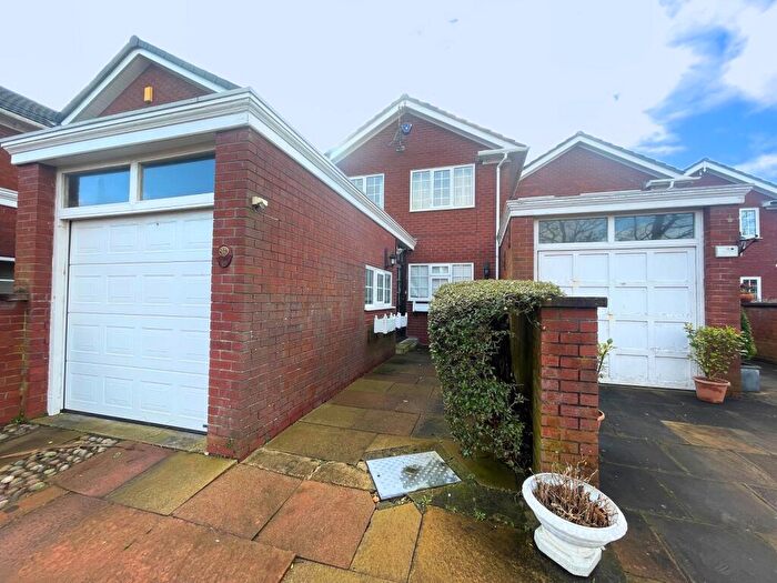 3 Bedroom Terraced House To Rent In Beach Priory Gardens, Southport, Merseyside., PR8