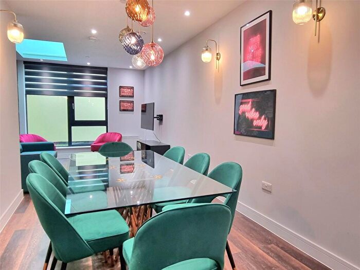 2 Bedroom Apartment To Rent In High Street, Orpington, BR6