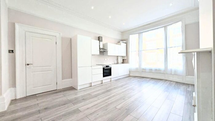 1 Bedroom Flat To Rent In Birchington Road, West Hampstead, NW6