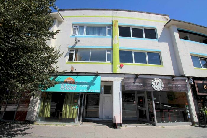 2 Bedroom Flat To Rent In The Centre, Weston-Super-Mare, BS23