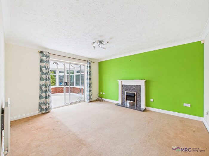 4 Bedroom Detached House For Sale In South Bridge Road, Hull, HU9