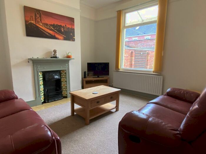 4 Bedroom Terraced House To Rent In Cranwell Street, Lincoln, LN5