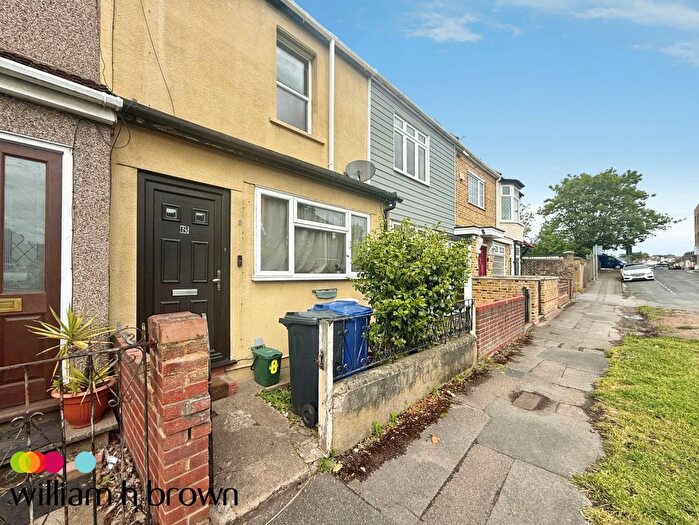 3 Bedroom Terraced House To Rent In John Street, Grays, RM17