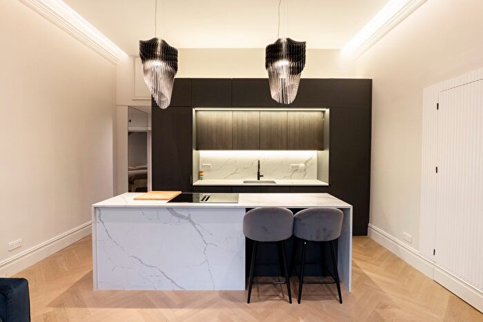 1 Bedroom Flat To Rent In Bina Gardens, South Kensington, London, SW5