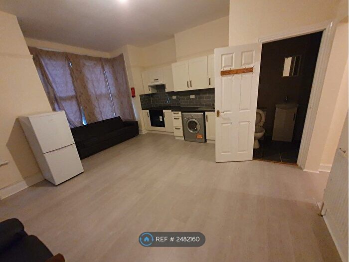 1 Bedroom Flat To Rent In Harringay, London, N4