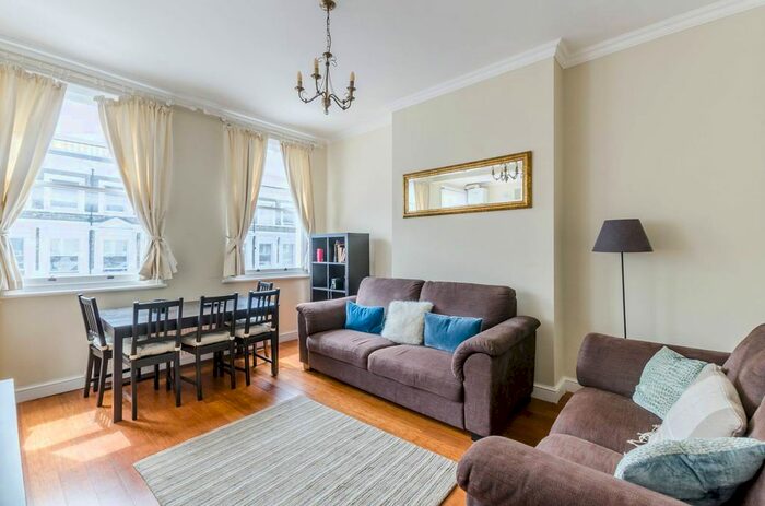 2 Bedroom Flat To Rent In Barons Court, Barons Court, London, W14