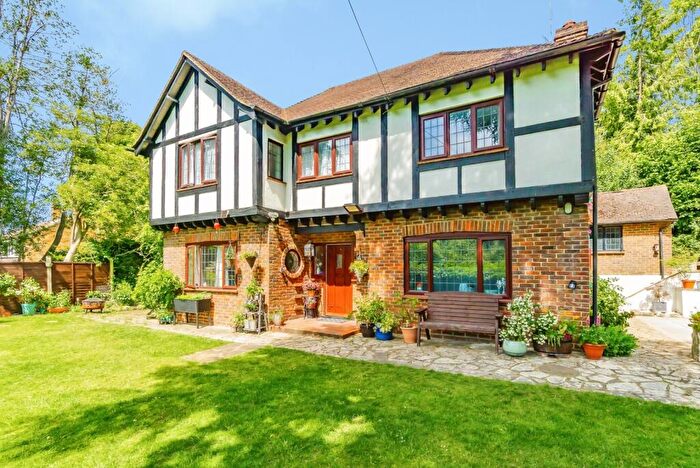 4 Bedroom Detached House For Sale In Godstone Road, Caterham, Surrey, CR3