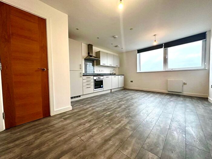 1 Bedroom Flat To Rent In Coventry Road, Birmingham, B25