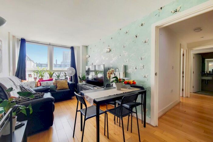 2 Bedroom Flat To Rent In Building, Woolwich, London, SE18