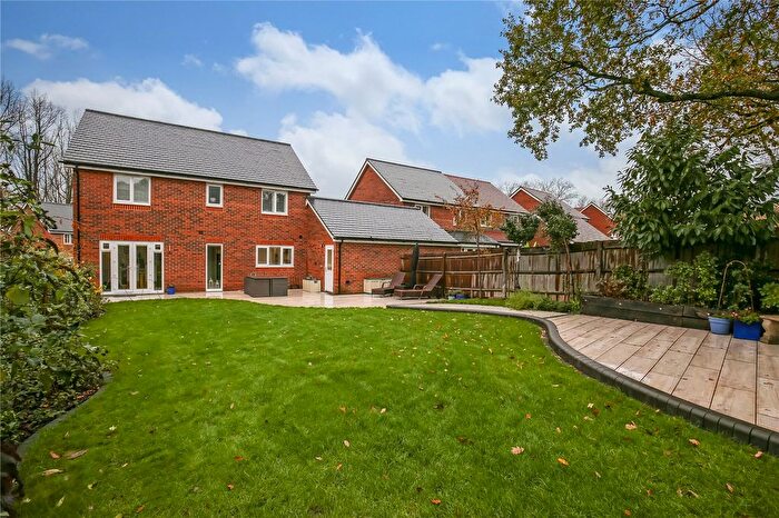 4 Bedroom Detached House For Sale In Treviglio Close, Romsey, Hampshire, SO51
