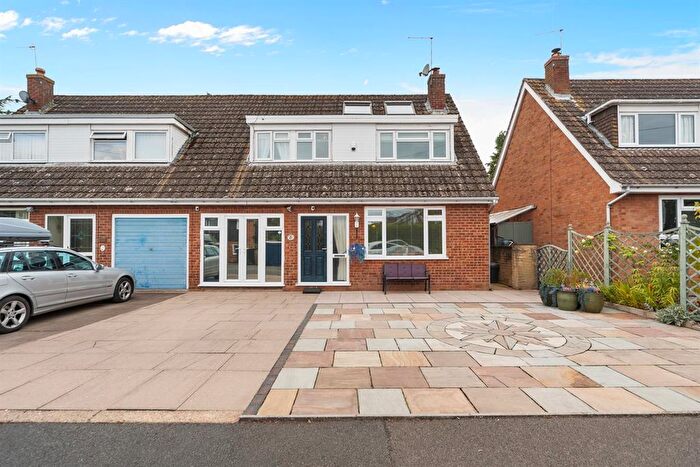 4 Bedroom Semi-Detached House For Sale In Sandpiper Crescent, Malvern, WR14