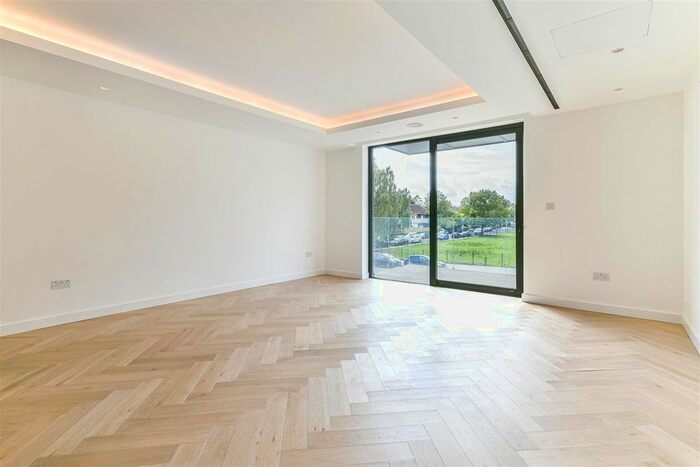 2 Bedroom Flat To Rent In Regents Park Road, Finchley, N3