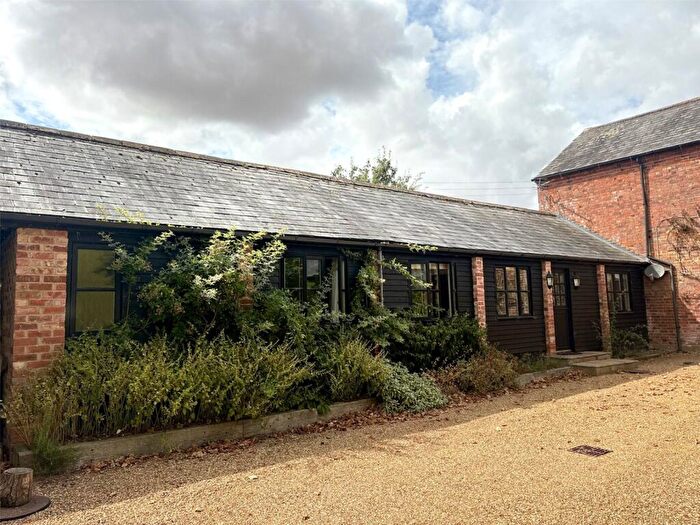 2 Bedroom Apartment To Rent In Shrob Lodge, Old Stratford, Milton Keynes, Buckinghamshire, MK19