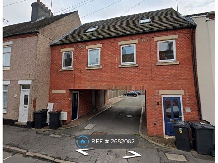 2 Bedroom Maisonette To Rent In Bottrill Court, Nuneaton, CV11