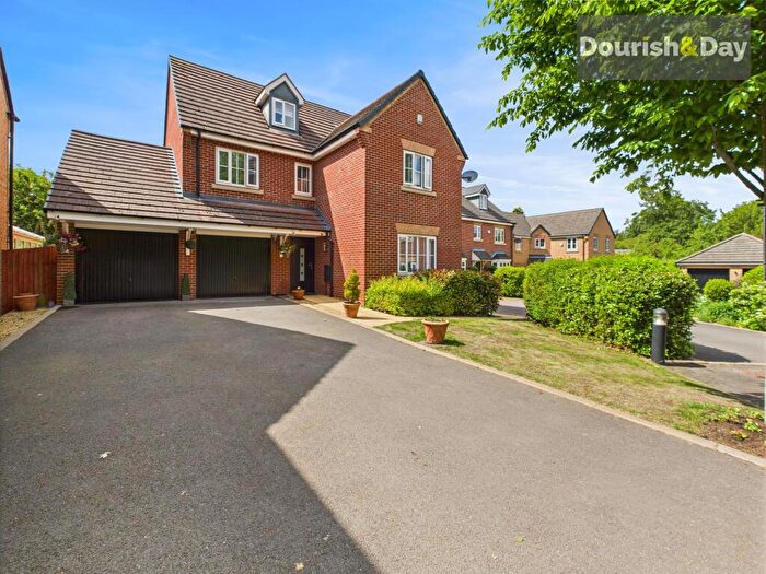 5 Bedroom Detached House For Sale In Westhorpe Lane, Stafford, ST17