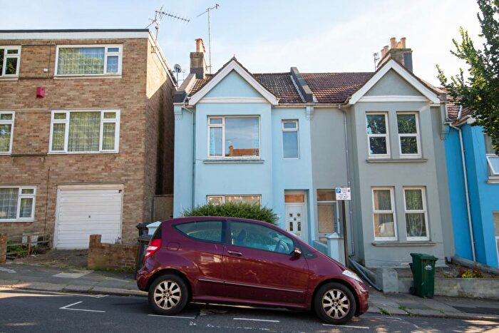 6 Bedroom Terraced House To Rent In Brighton, East Sussex, BN2
