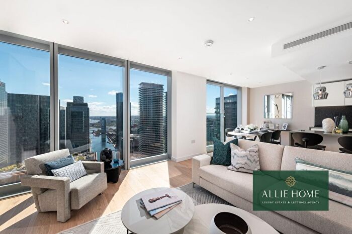 2 Bedroom Flat For Sale In Marsh Wall, London, E14