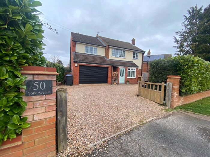 4 Bedroom Detached House For Sale In York Avenue, Cogenhoe, Northampton, Northamptonshire, NN7