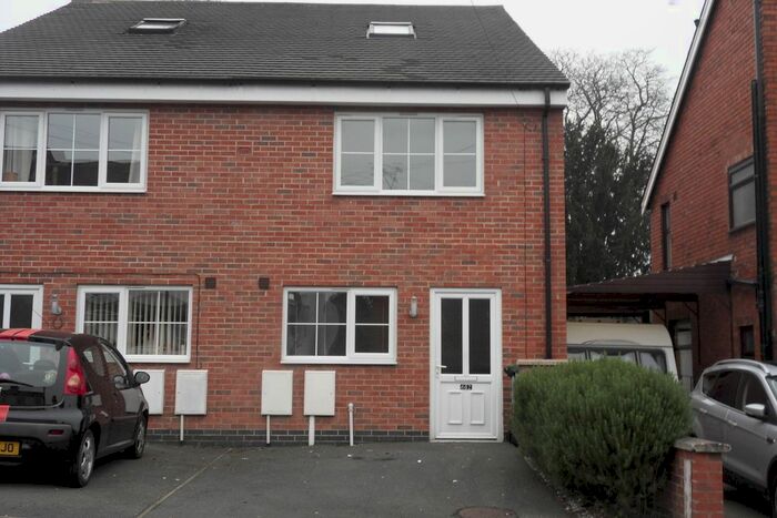 3 Bedroom Semi-Detached House To Rent In Howitt Street, Heanor DE75