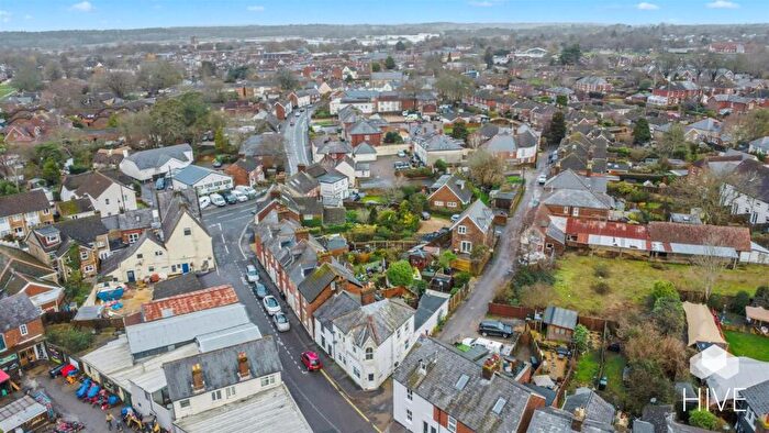 1 Bedroom Flat For Sale In Hightown Road, Ringwood, BH24