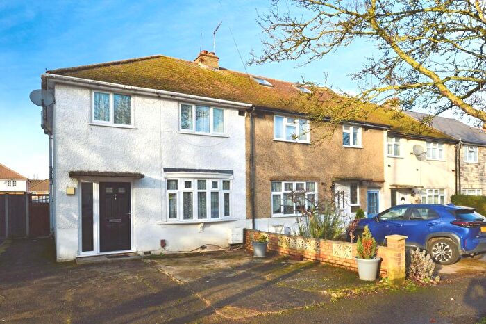 3 Bedroom House To Rent In Harvey Road, London Colney, AL2