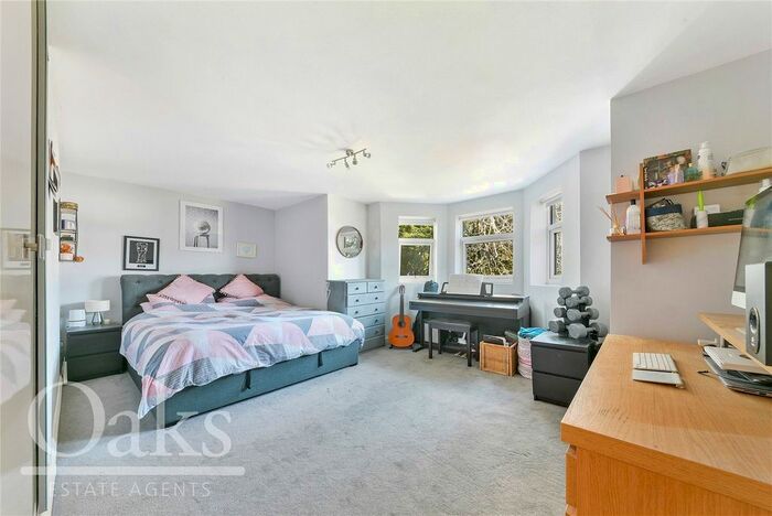 1 Bedroom Flat To Rent In Norbury Avenue, Thornton Heath, CR7