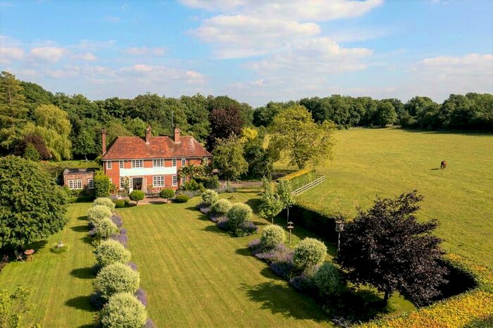 5 Bedroom Detached House For Sale In Upper Lambourn, Hungerford, Berkshire, RG17
