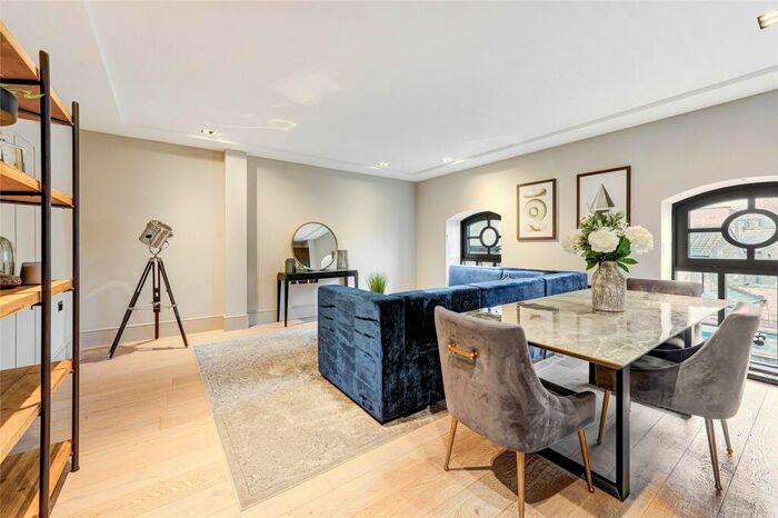 2 Bedroom Duplex For Sale In The Set, Cabul Road, Battersea, London, SW11