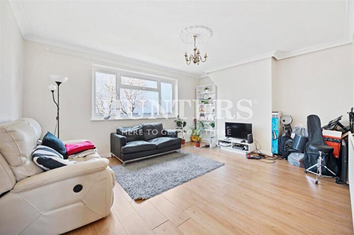 3 Bedroom Flat To Rent In Hobbs Place Estate, London, N1