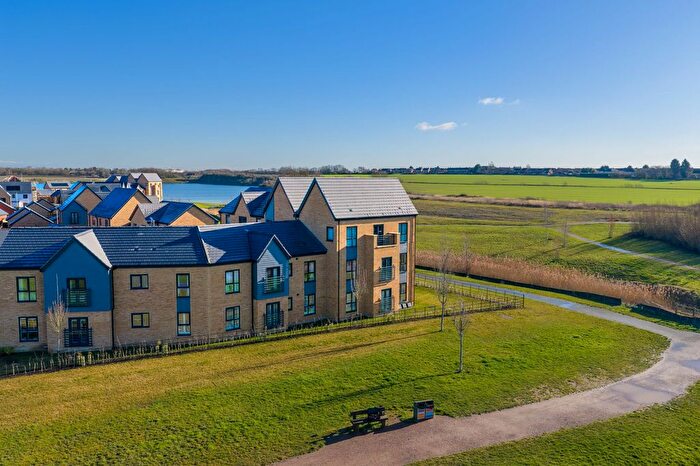 2 Bedroom Flat For Sale In Castleshaw Drive, Hampton Water, PE7