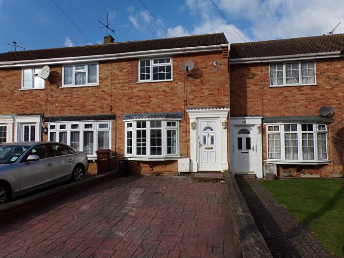 2 Bedroom Terraced House To Rent In Highlands Close, Rochester, ME2
