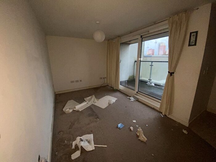 1 Bedroom Flat For Sale In Flat, Chalkhill Road, Wembley, Greater London, HA9