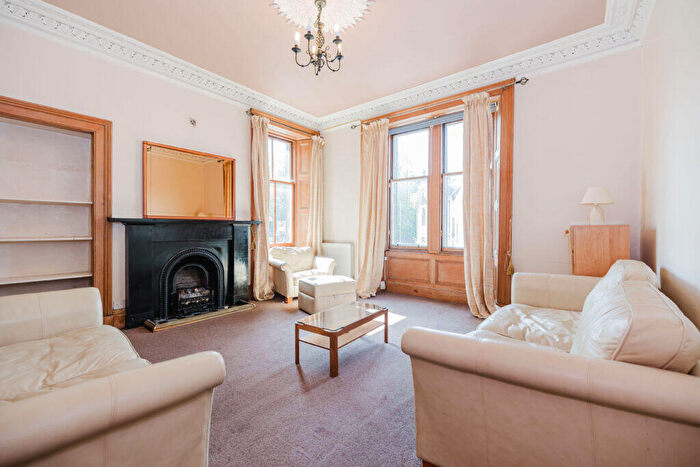 2 Bedroom Flat To Rent In L – Montrose Terrace, Edinburgh, EH7