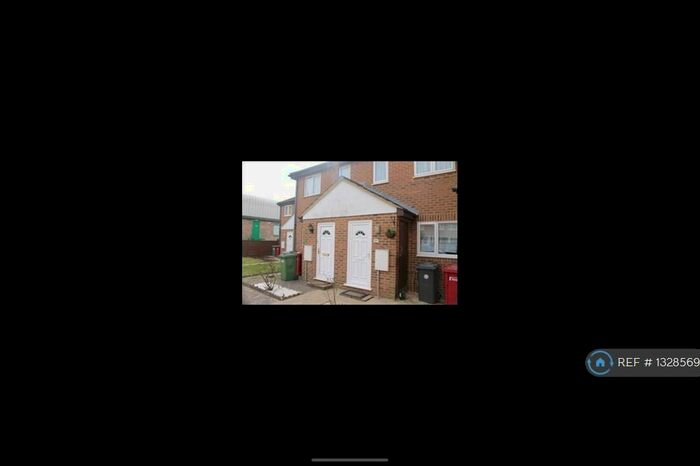 2 Bedroom Terraced House To Rent In St. Johns Road, Slough, SL2