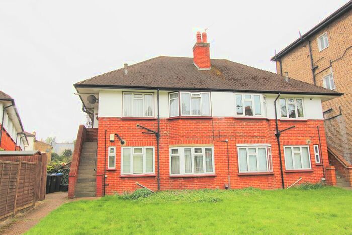 2 Bedroom Maisonette To Rent In Lower Addiscombe Road, Addiscombe, Croydon, CR0