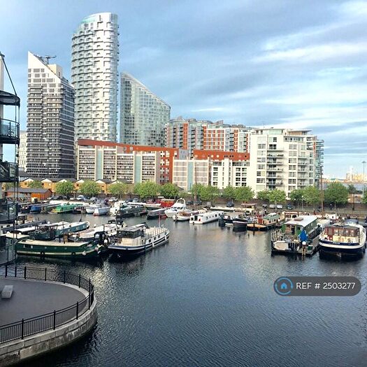 2 Bedroom Flat To Rent In Boardwalk Place, London, E14