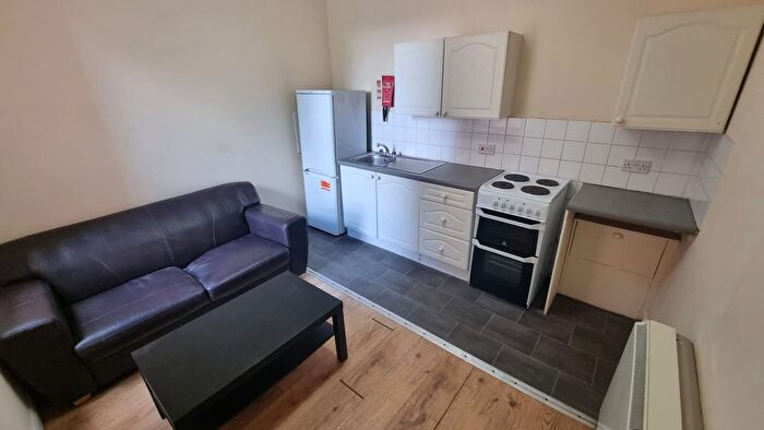 2 Bedroom Flat To Rent In Anson Road, Manchester, M14