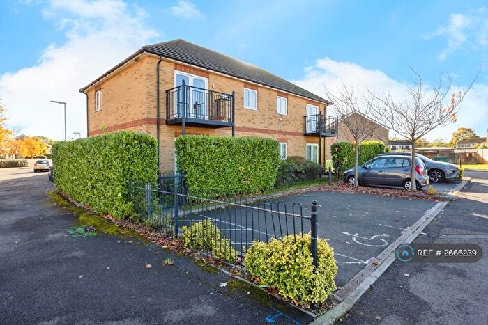 1 Bedroom Flat To Rent In Parrot Court, Guildford, GU1