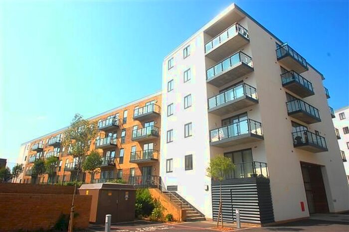 2 Bedroom Flat To Rent In Lawrie House, Durnsford Road, Wimbledon, SW19