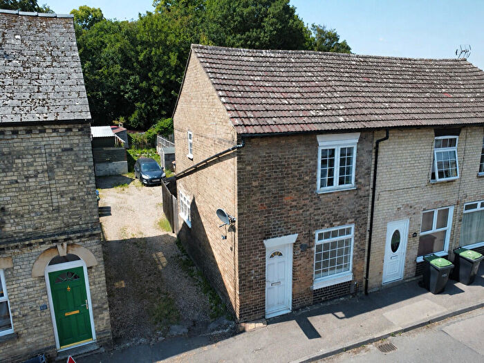2 Bedroom End Of Terrace House For Sale In Chapel St, Exning, CB8
